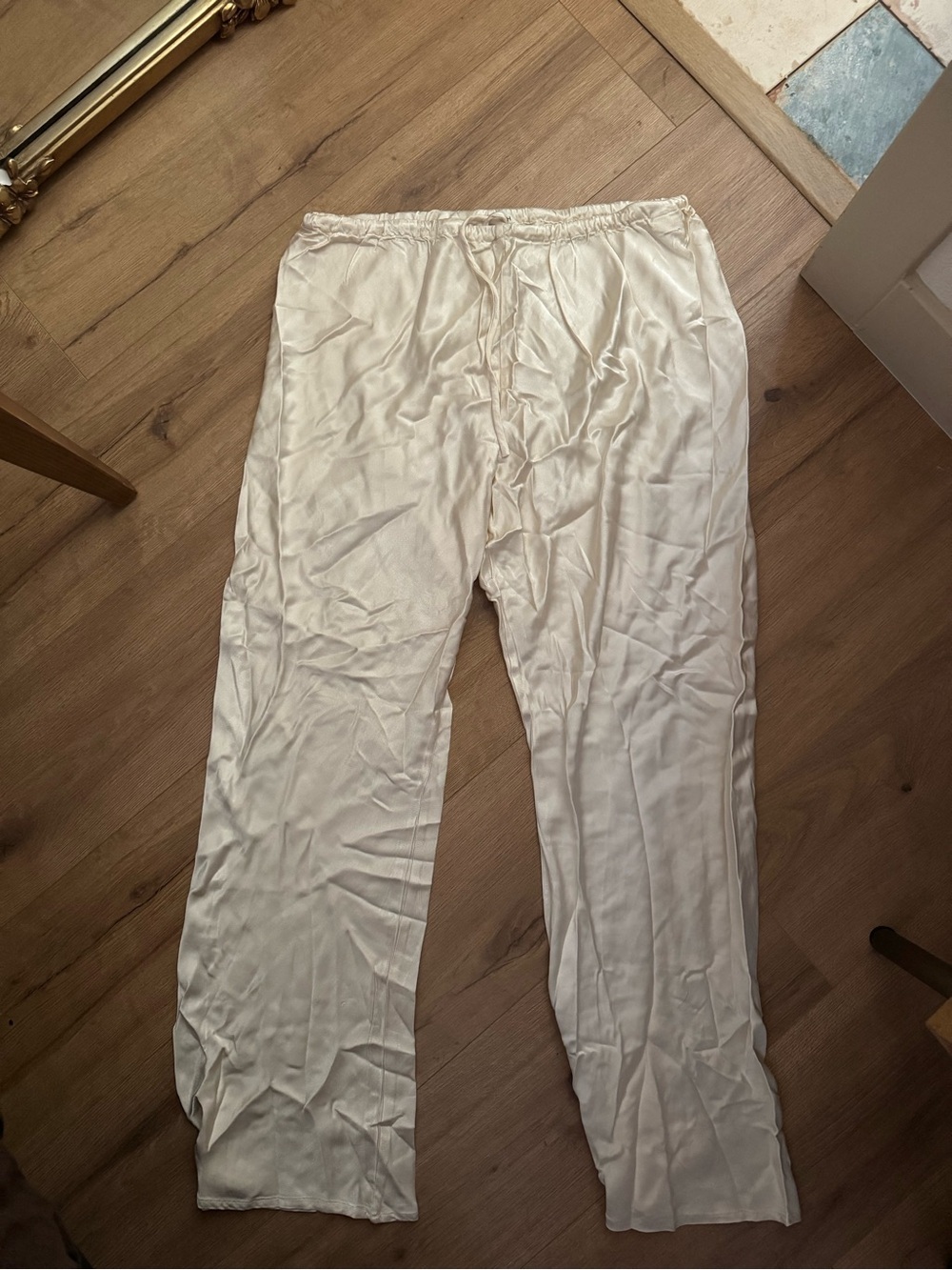 Dissh Silk - like pants 12 L white cream